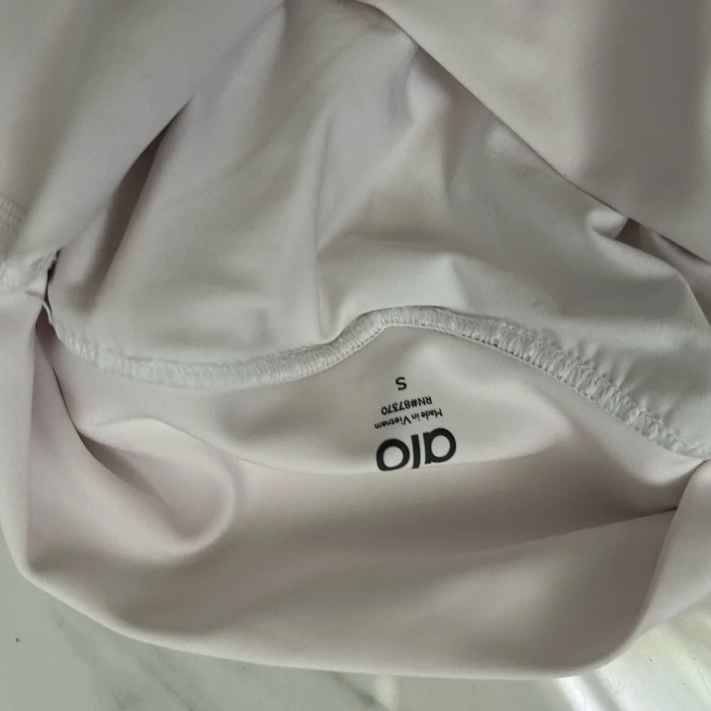 ALO Yoga Soft White Top